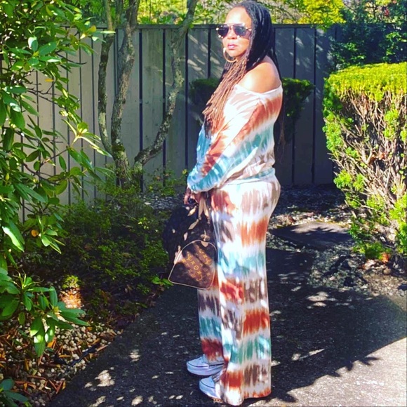 Wide Leg Lounge Pants- Sage - Picture 3 of 6